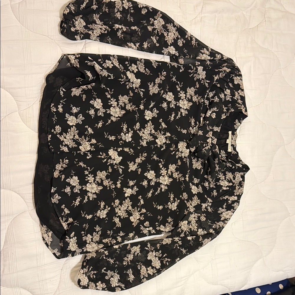 Floral Black Blouse